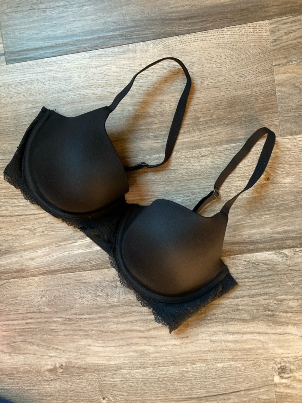 Spanx Undietectable Bra with Lace Trim